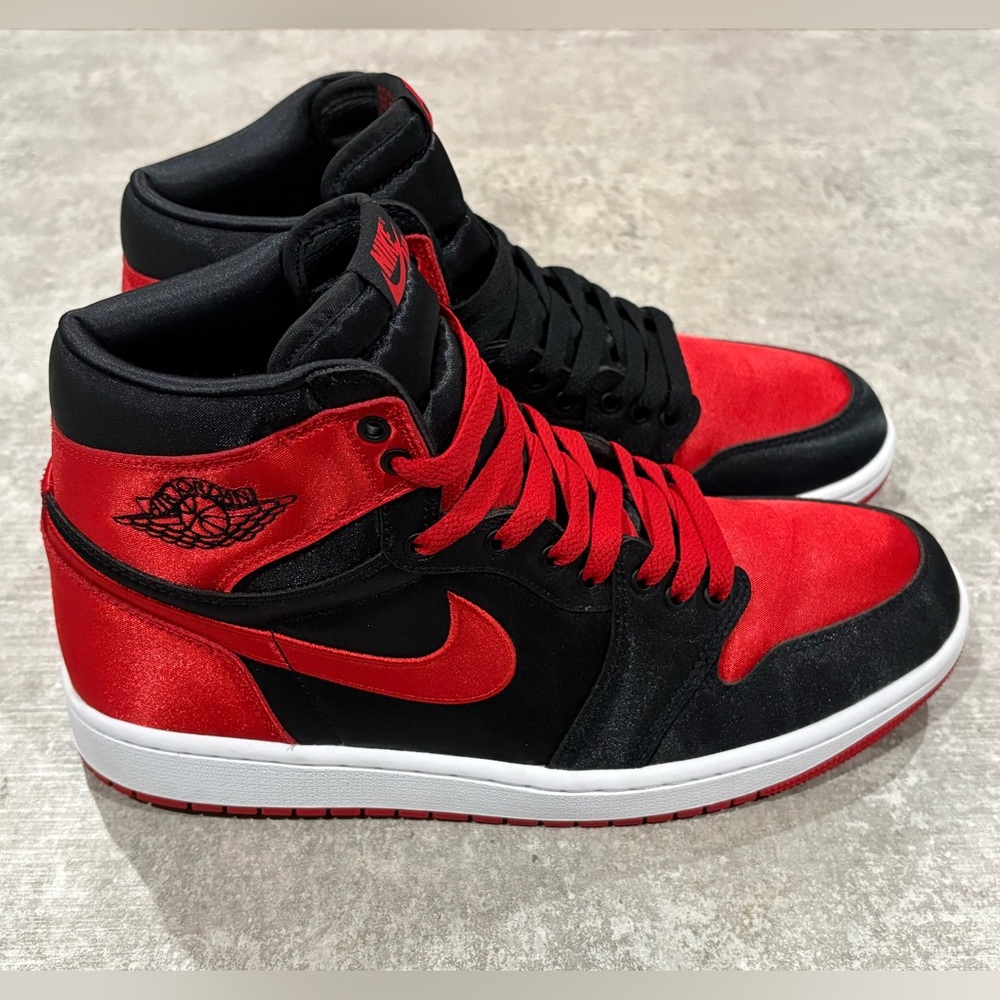 Nike Jordan High-Top Sneakers - Red & Black